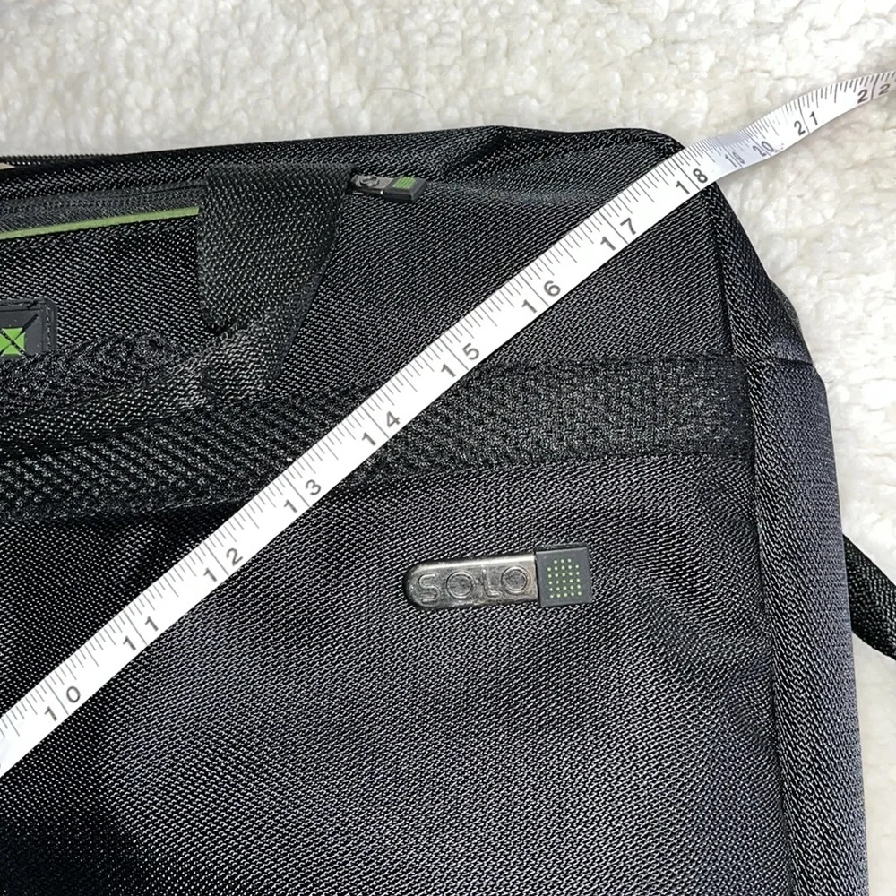 Solo laptop/tablet briefcase